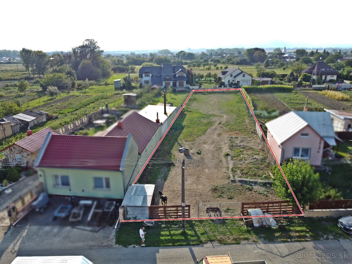 Stavebný pozemok 1545m2, predaj, mestská časť Milhostov, okr - 8