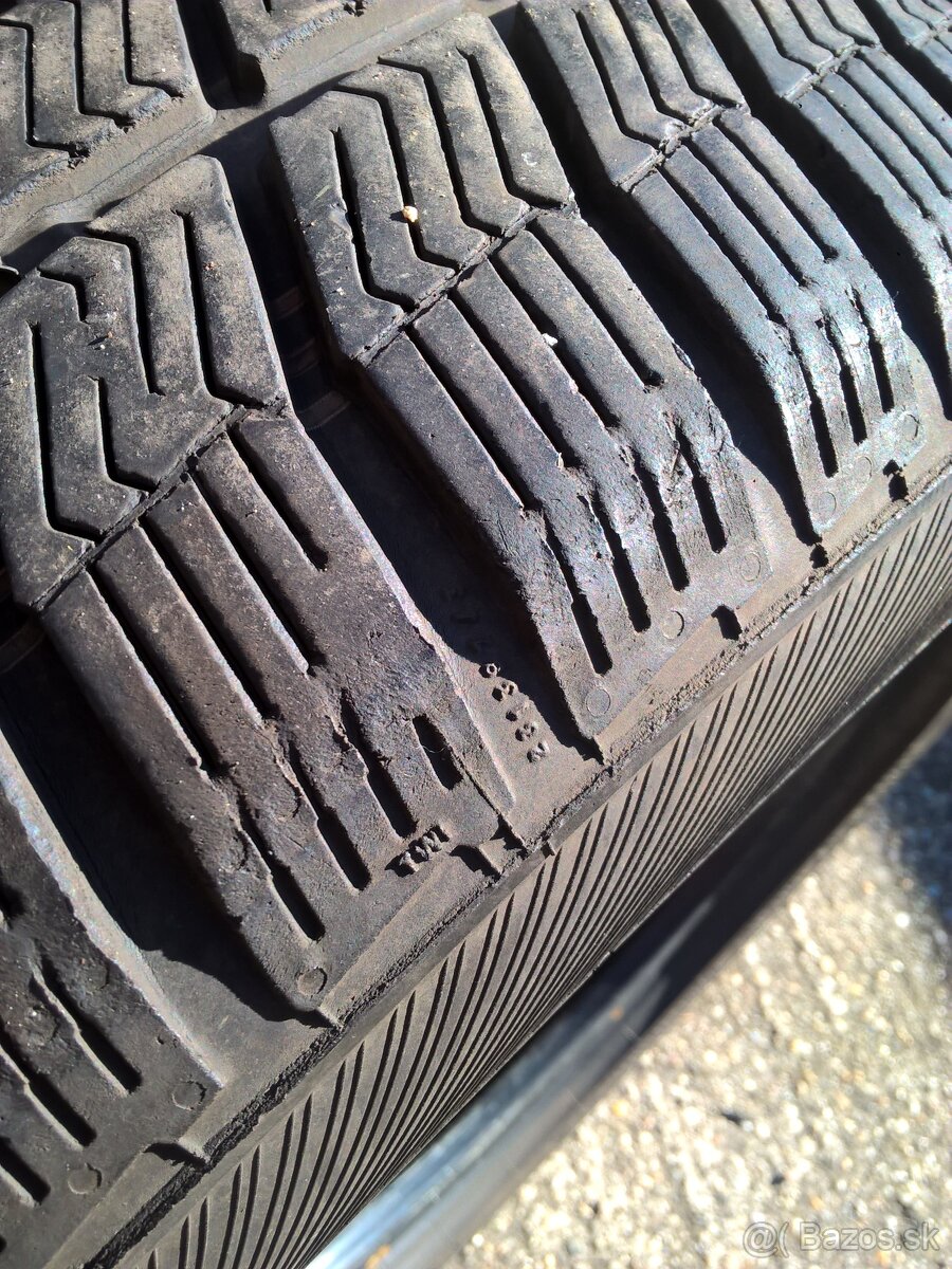 2+2 ks ZIMNÉ 225/50 R17 98V BARUM a GOODRICH - UŽ OD 25€/kus - 8