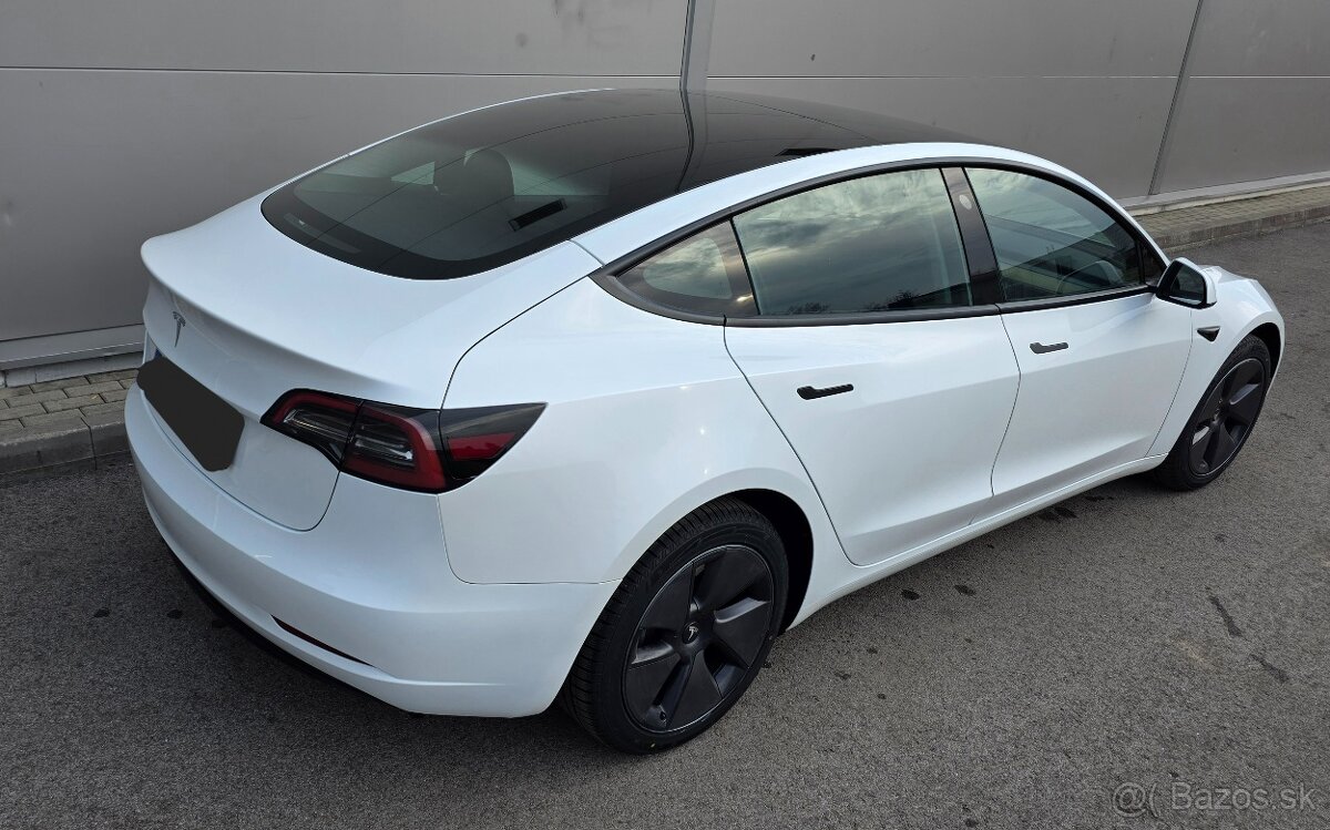 Tesla Model 3 RWD rv.2023 - 8