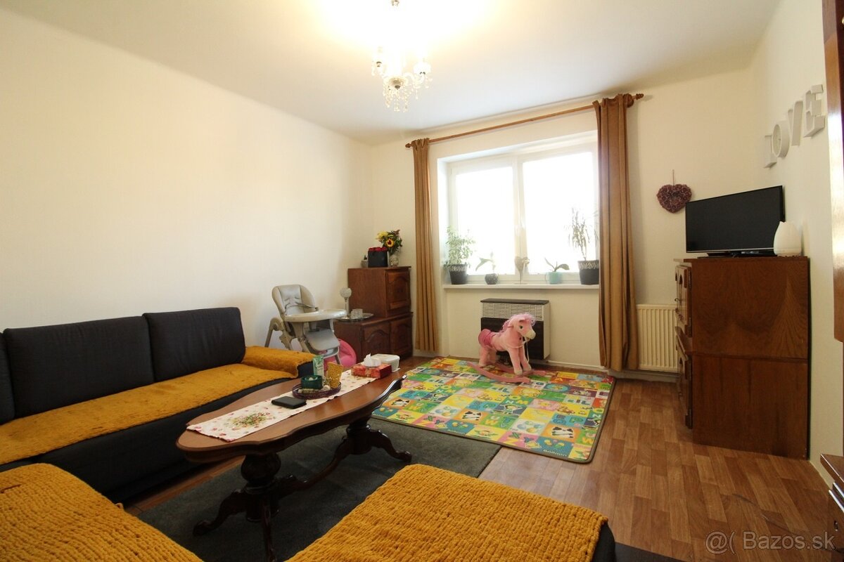 Rodinný dom na predaj, 721 m2, Nováky - 8