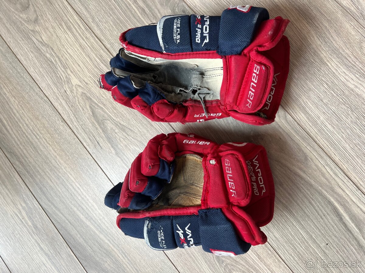 Hokejová výstroj - 8