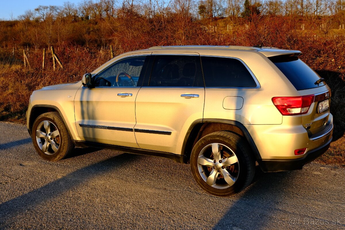 Jeep Grand Cherokee 3.6 Overland - 8