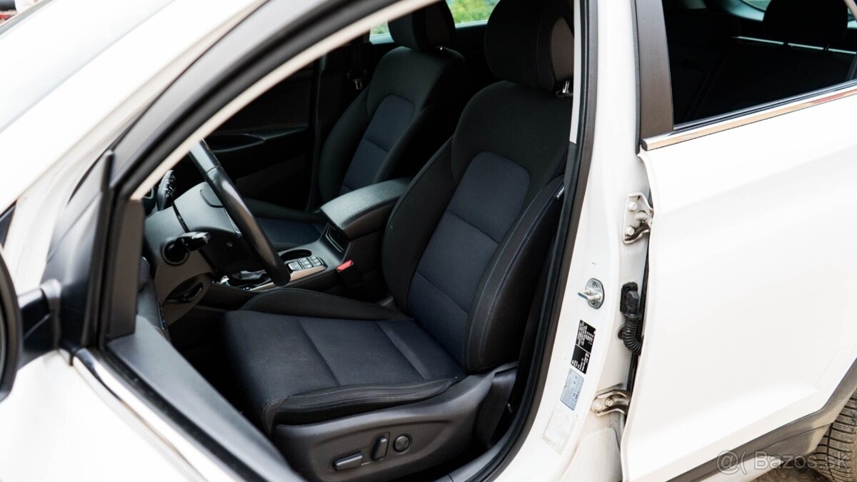 Hyundai Tucson 1.7 CRDi Premium 7DCT - 8