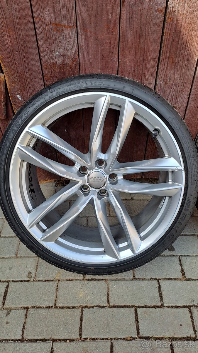 Audi 5x112 R21 stredová 66,6 ET25 - 8