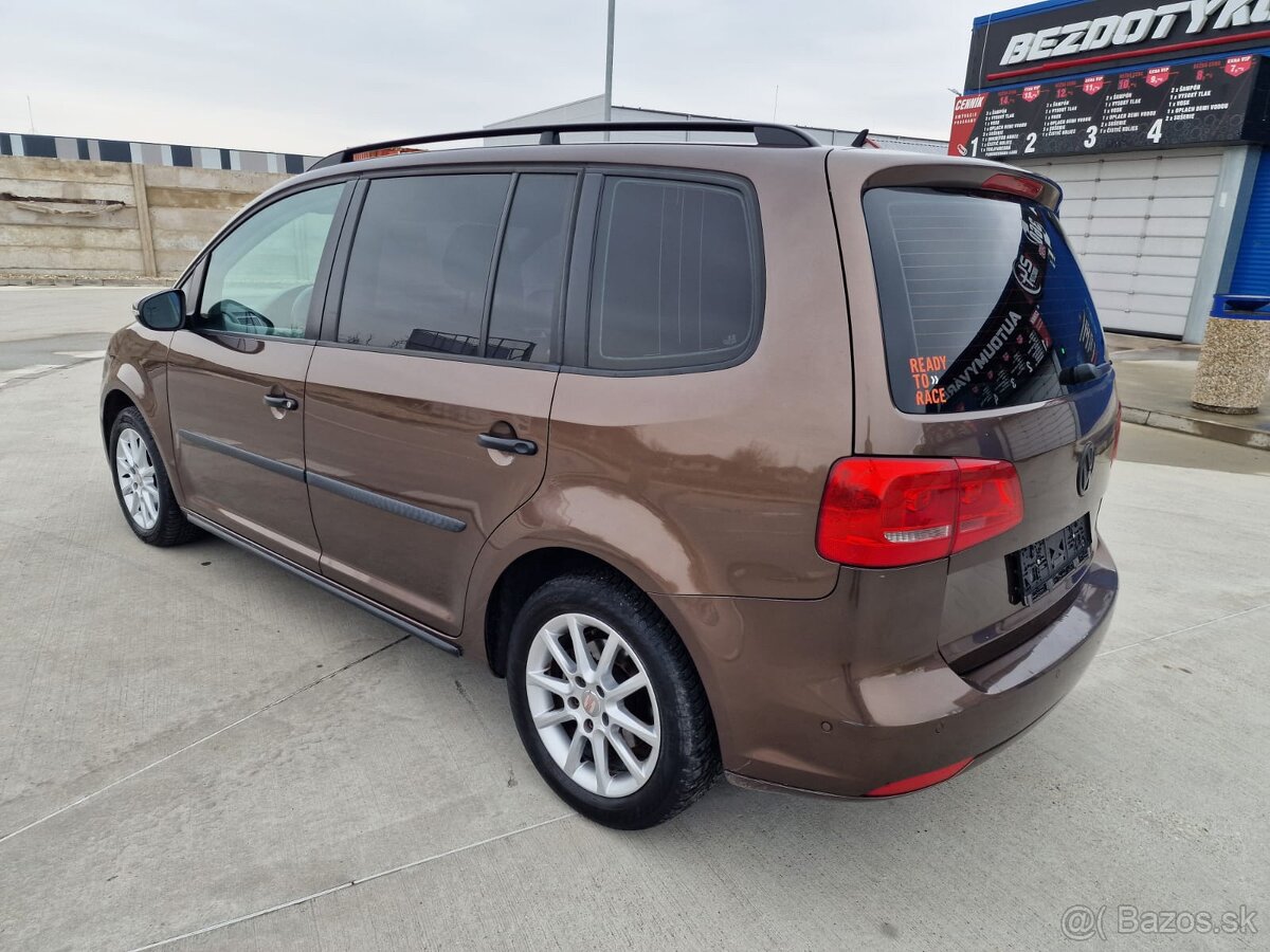 VW TOURAN 1,6 TDi 66kW - 8