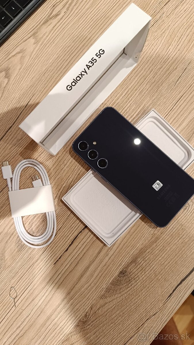 Predám Samsung Galaxy A35 8G/256GB - 8