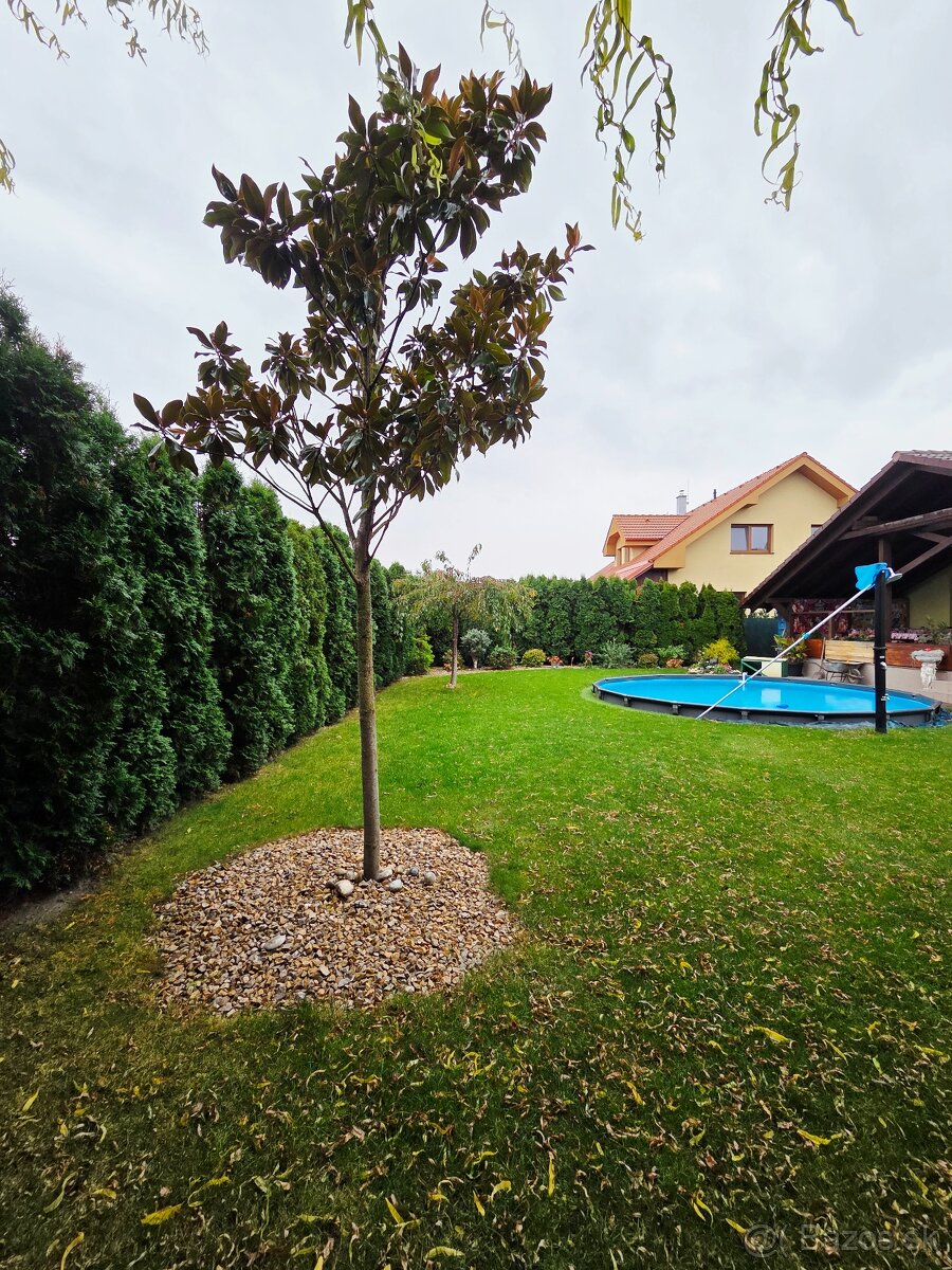 4.-izbový rodinný dom s veľkou garážou v Novej Dedinke - 8