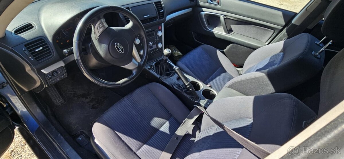 Subaru Outback 2.0 D 4x4 - 8