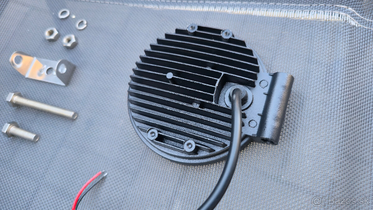 LED pracovné svetlo - univerzálne použitie - 8