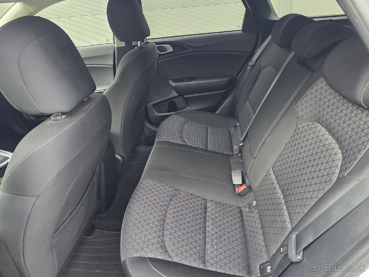 Kia Cee’d Sporty Wagon 1.6 CRDi MHEV Gold A/T - 8