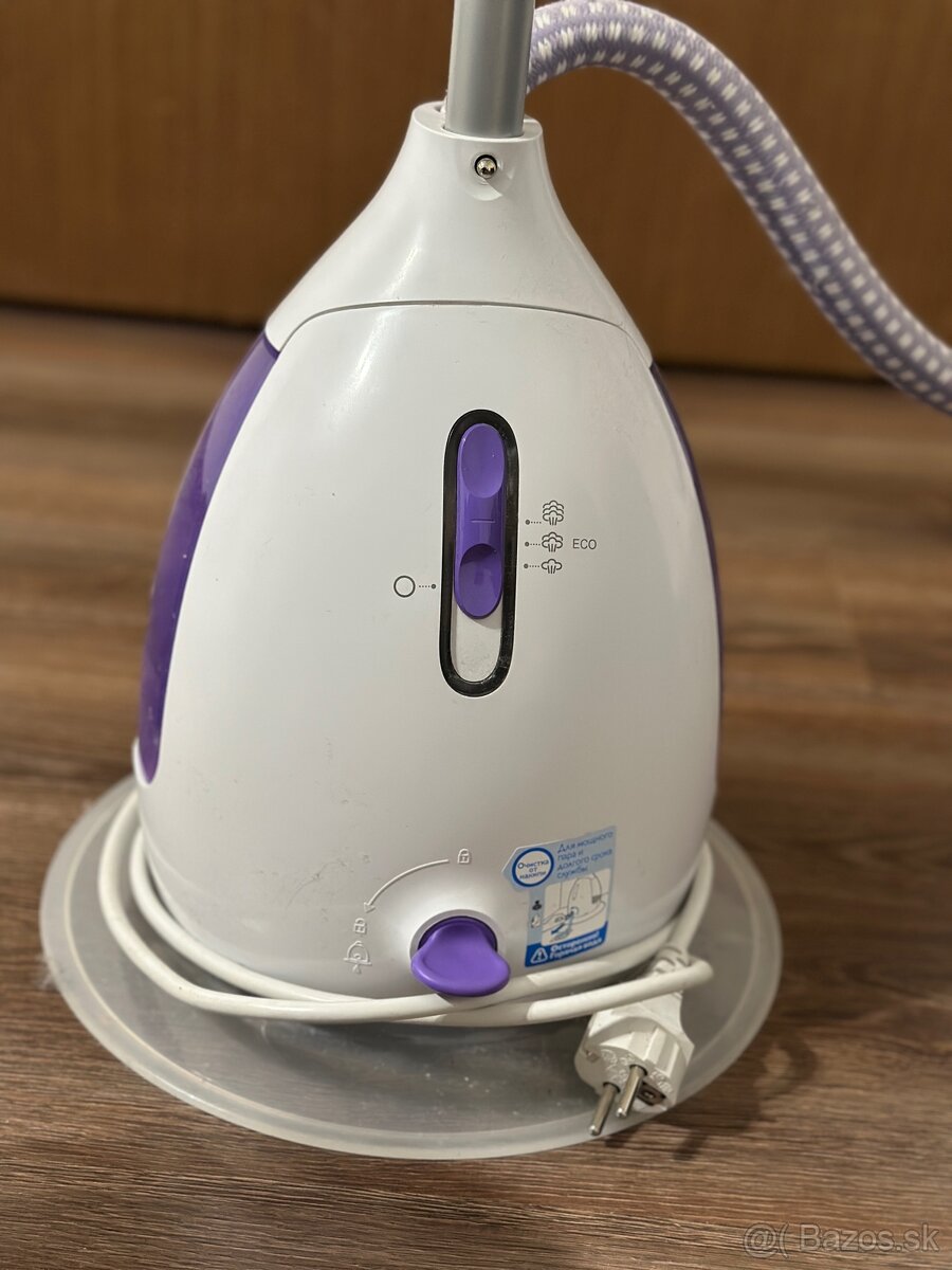 Stojanový naparovač odevov Philips - 8