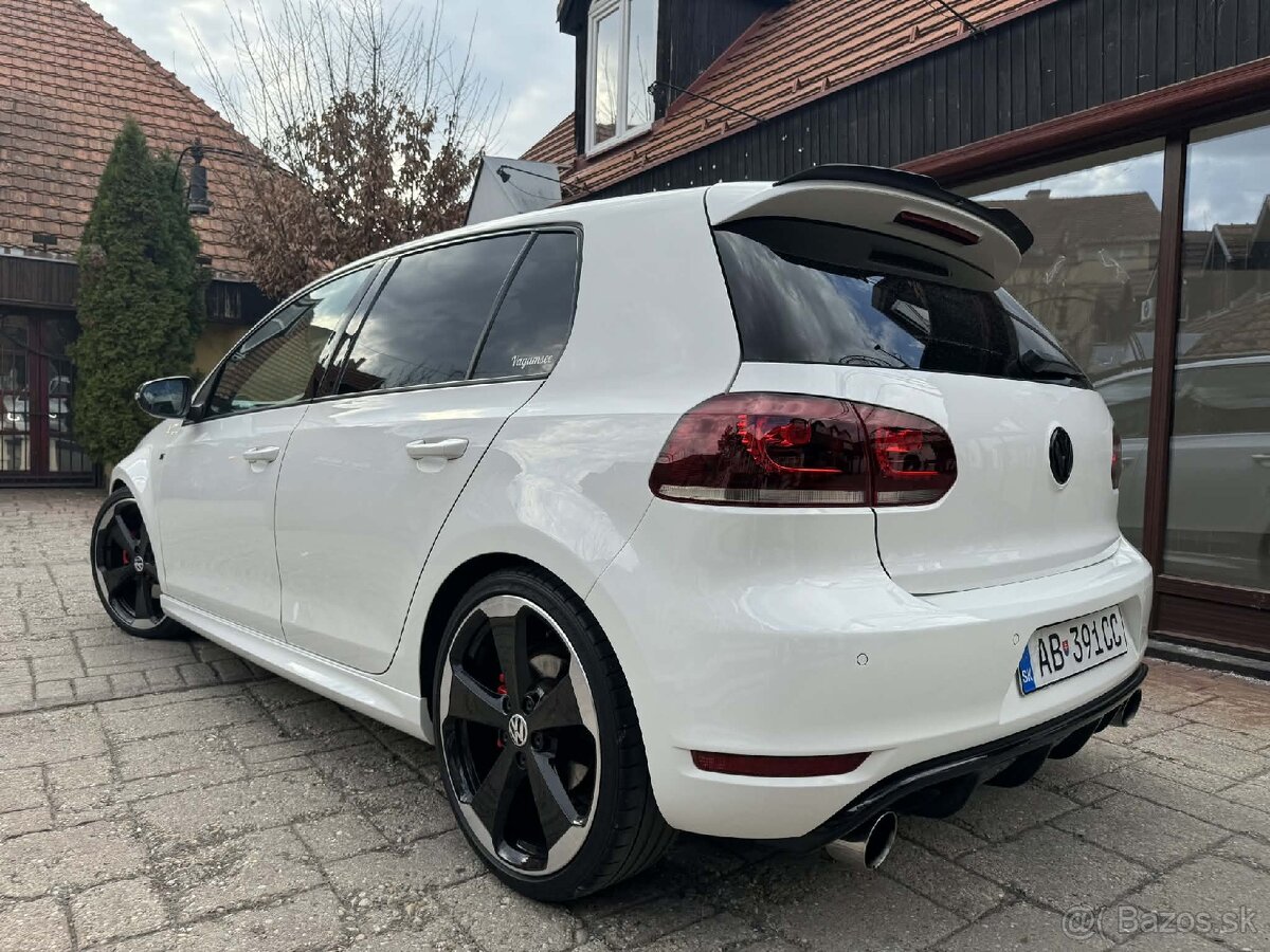 Volkswagen Golf GTI Edition 35 2.0.TSI - 8