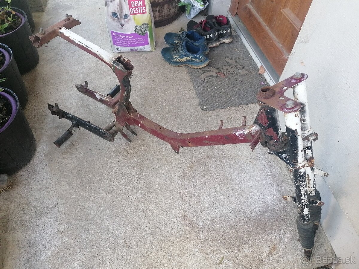 Predám rám s vidlicami na Jawa 20, 21, 05 pionier - 8