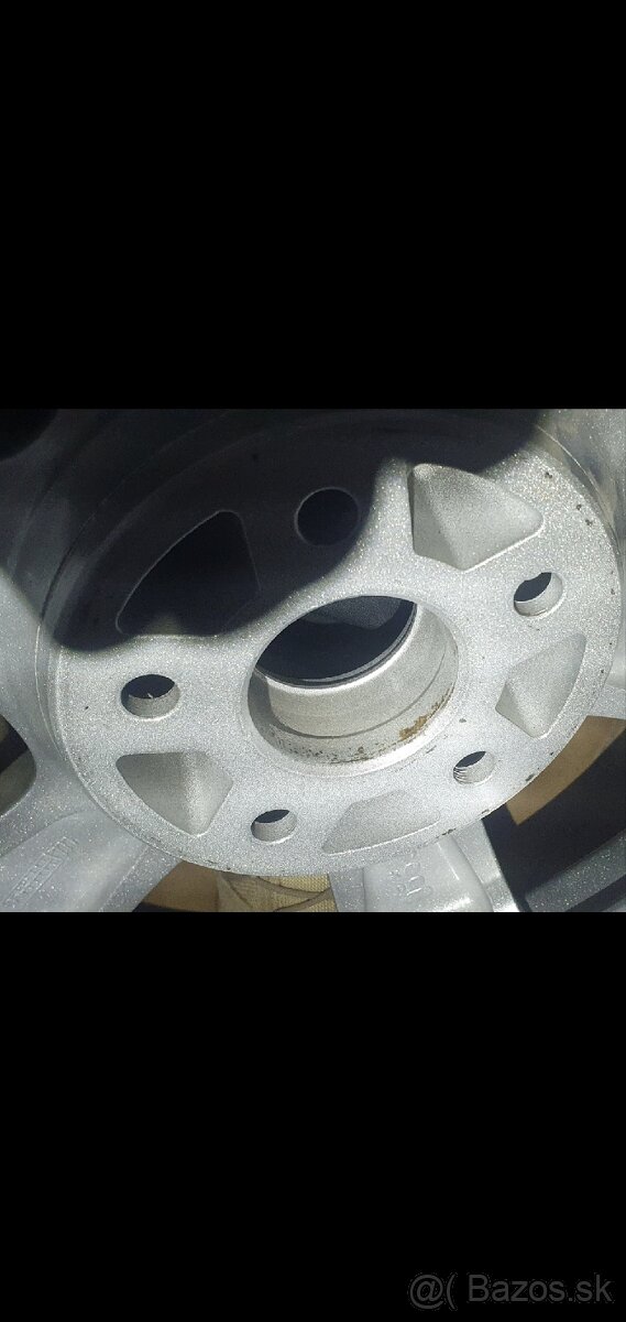 Elektróny 5x120 R18 et 55 - 8