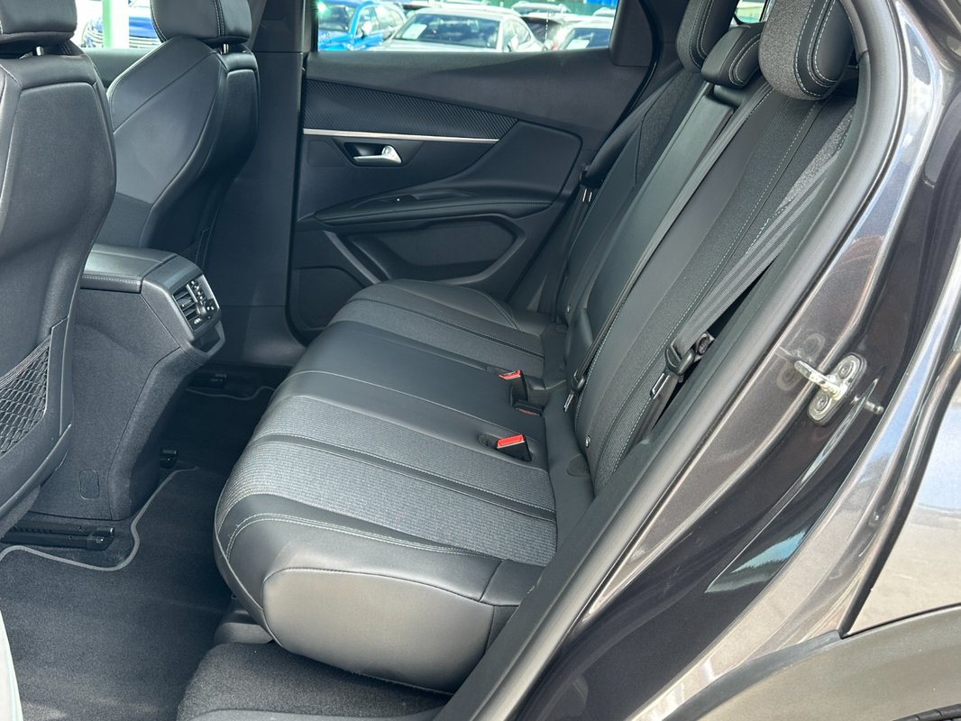 Peugeot 3008 1.5 Blue HDi A/T - 8