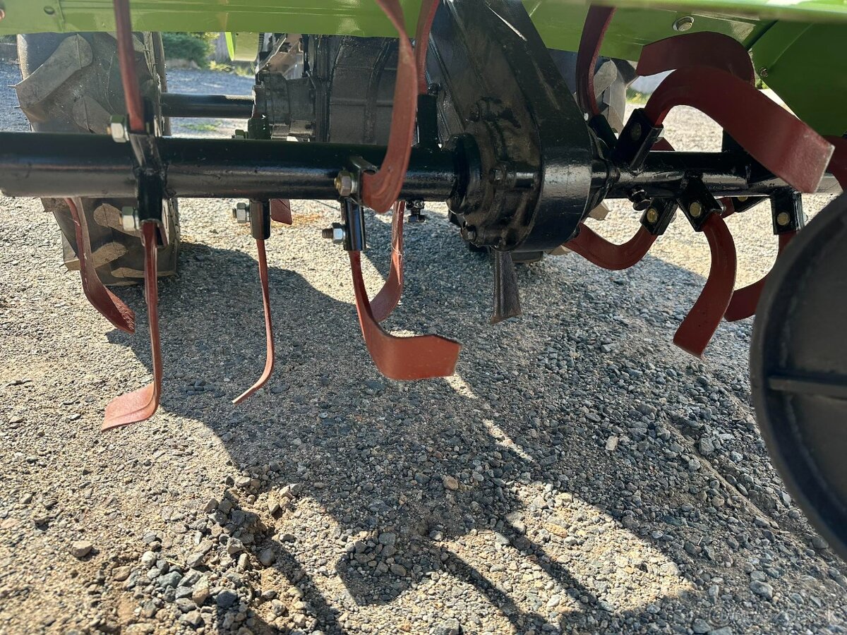 Jednoosý traktor BIZON,ZUBR + rotavátor - 8