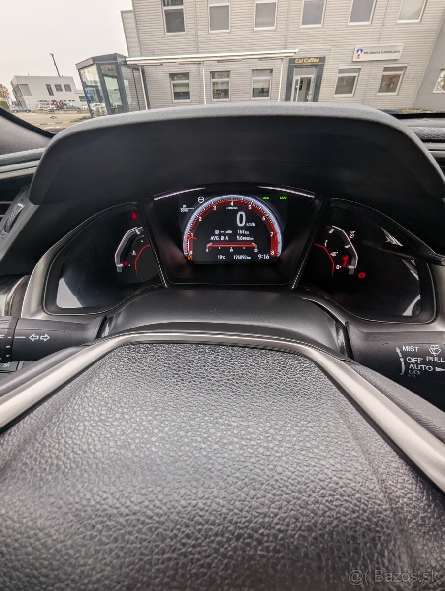 Honda CIVIC SPORT 1,5 Turbo VTEC 6MT Hatchback - 8