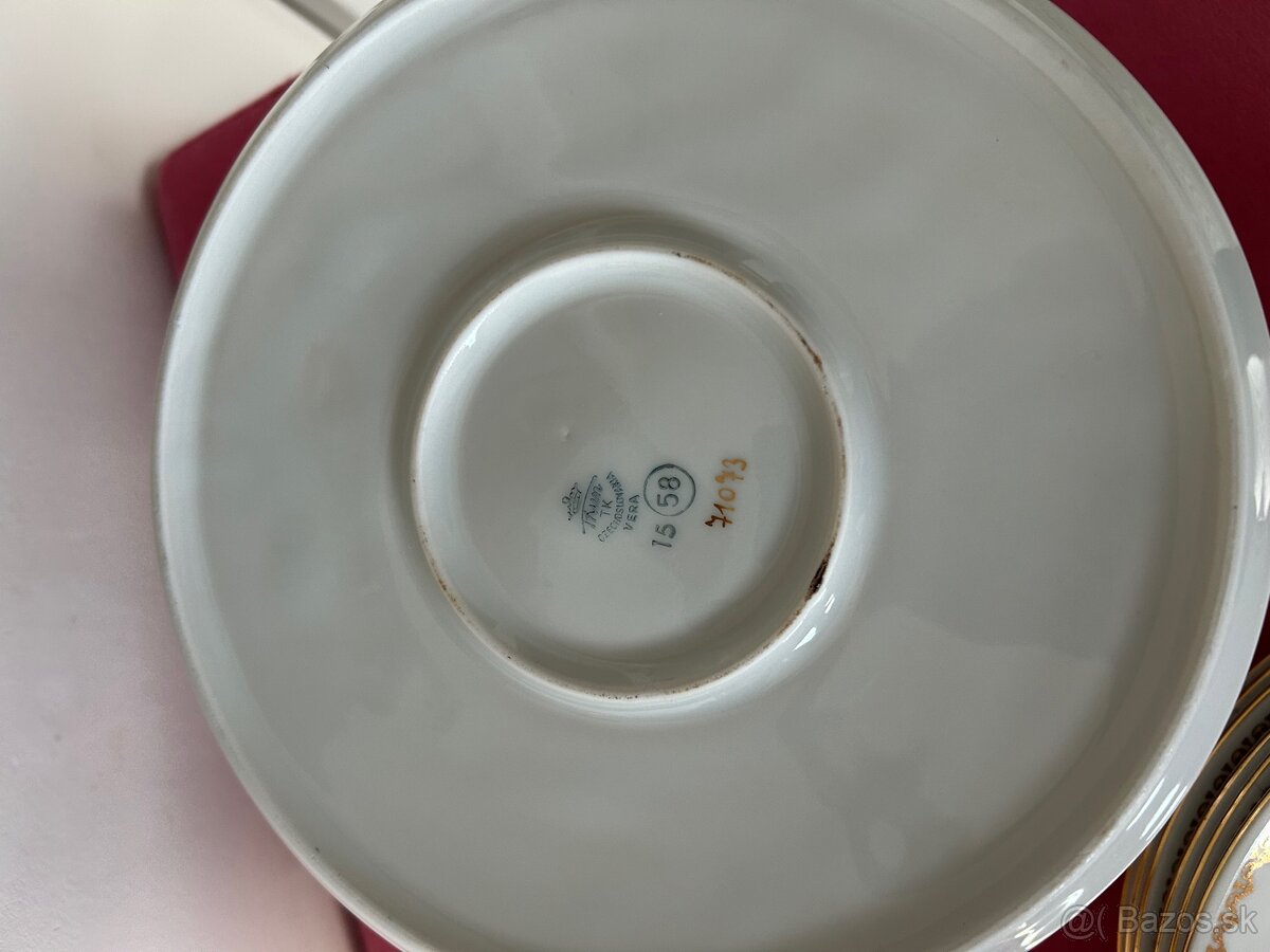 Predám obedovú súpravu THUN - 8