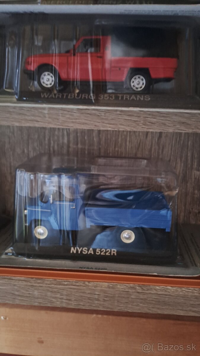 LEGENDARNE AUTOMOBILY MINULE ERY - 8