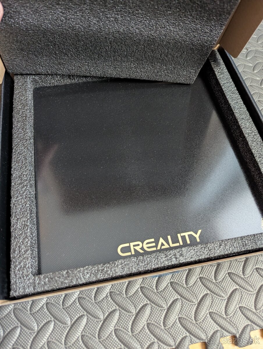 Predám 3D tlačiareň Creality Ender-3 V3 KE + príslušenstvo - 8