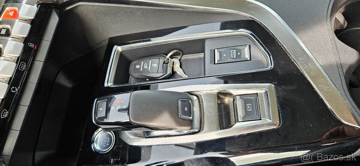 Predam Peugeot 3008 Active Pack Automat r.2022 - 8