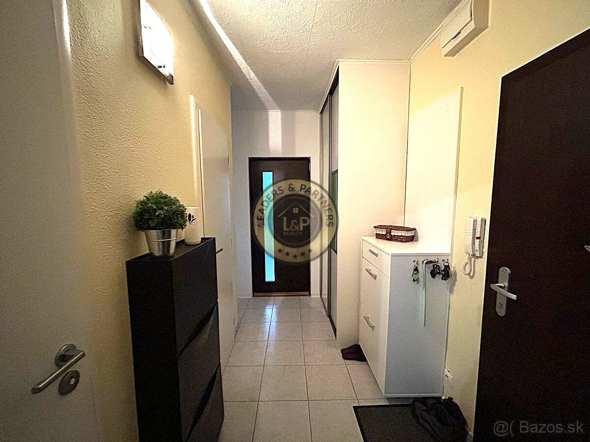 Na predaj 3-izbový zariadený byt na Čajkovského ulici - 8