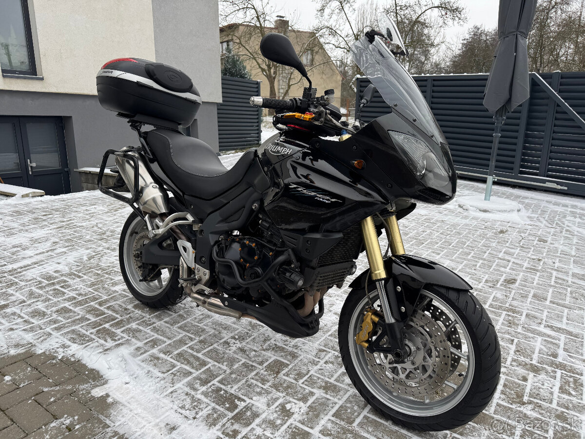 Triumph Tiger 1050 - 8
