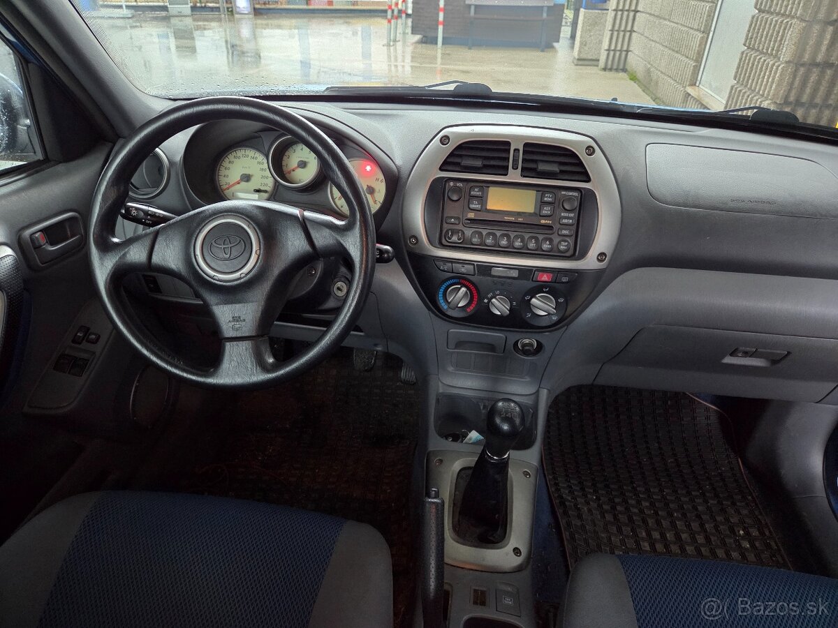 Ponúkam na predaj Toyota RAV4 - 8