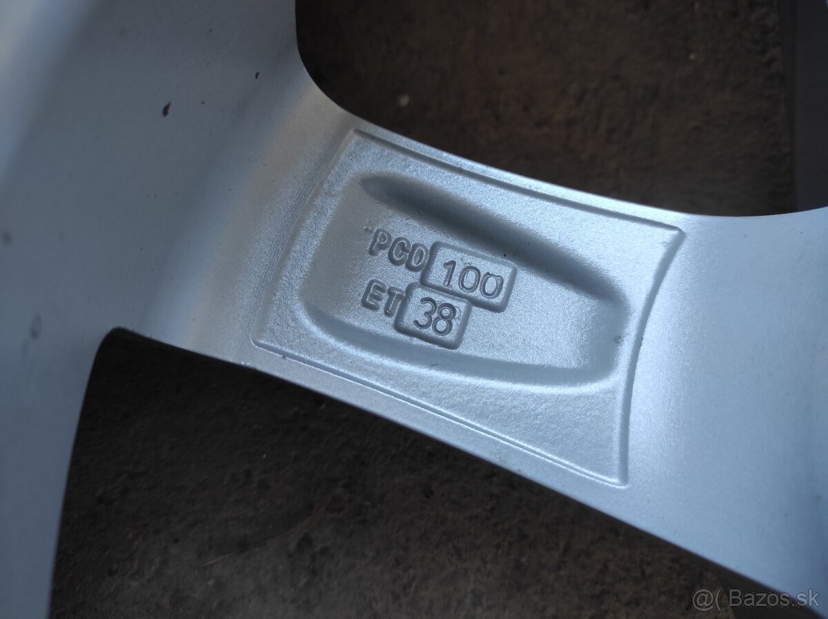 Alu disky 16" 5x100 VW 205/55 R16 - 8