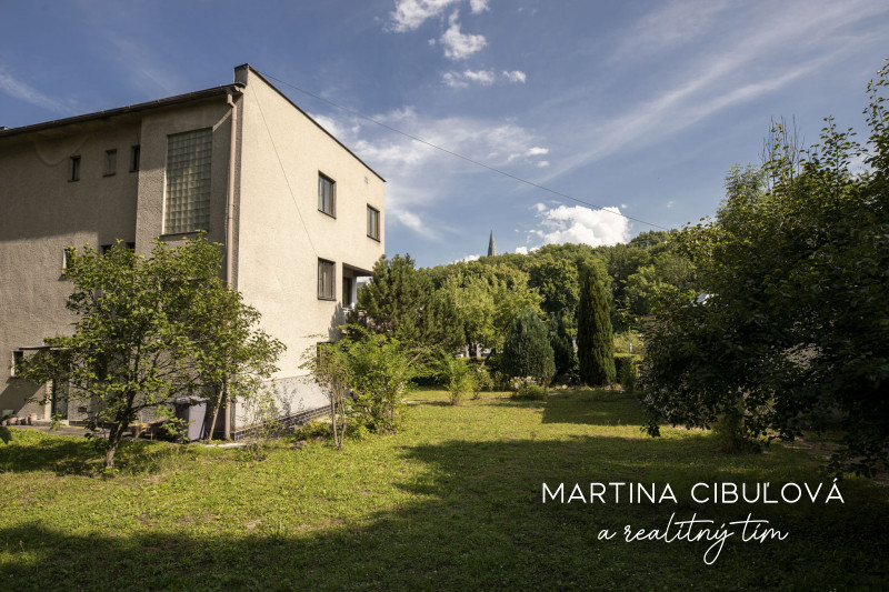 Na predaj Rodinný dom s veľkým pozemkom – Radvaň - 8