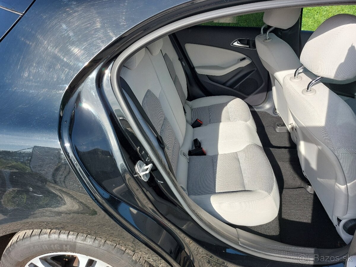 Mercedes-Benz A trieda 180 CDI BlueEFFICIENCY Style - 8