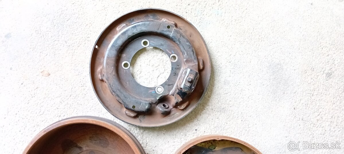 REZERVOVANÉ Diely na Defender Works 110 - 8