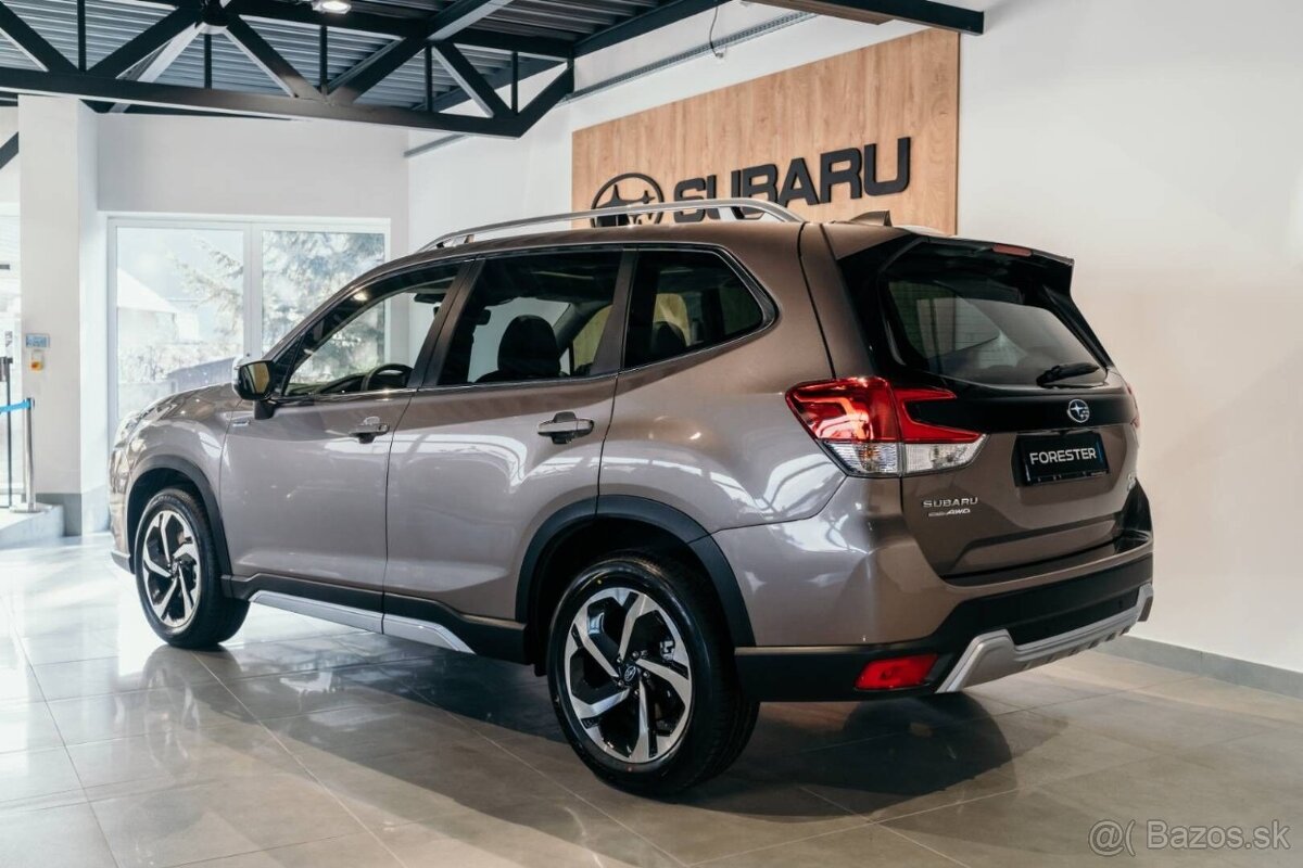 Subaru Forester 2.0i mHEV Premium Lineartronic - 8