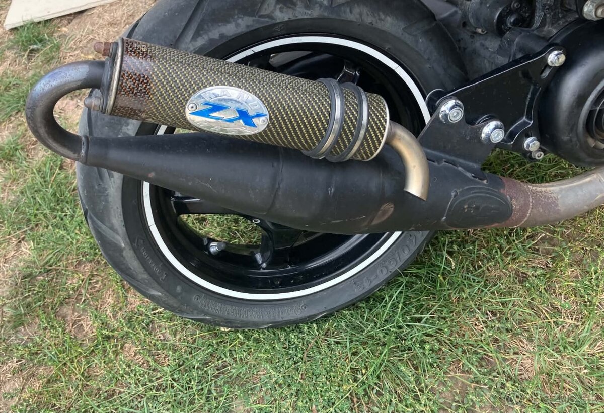 Yamaha AEROX 100ccm 2T - 8