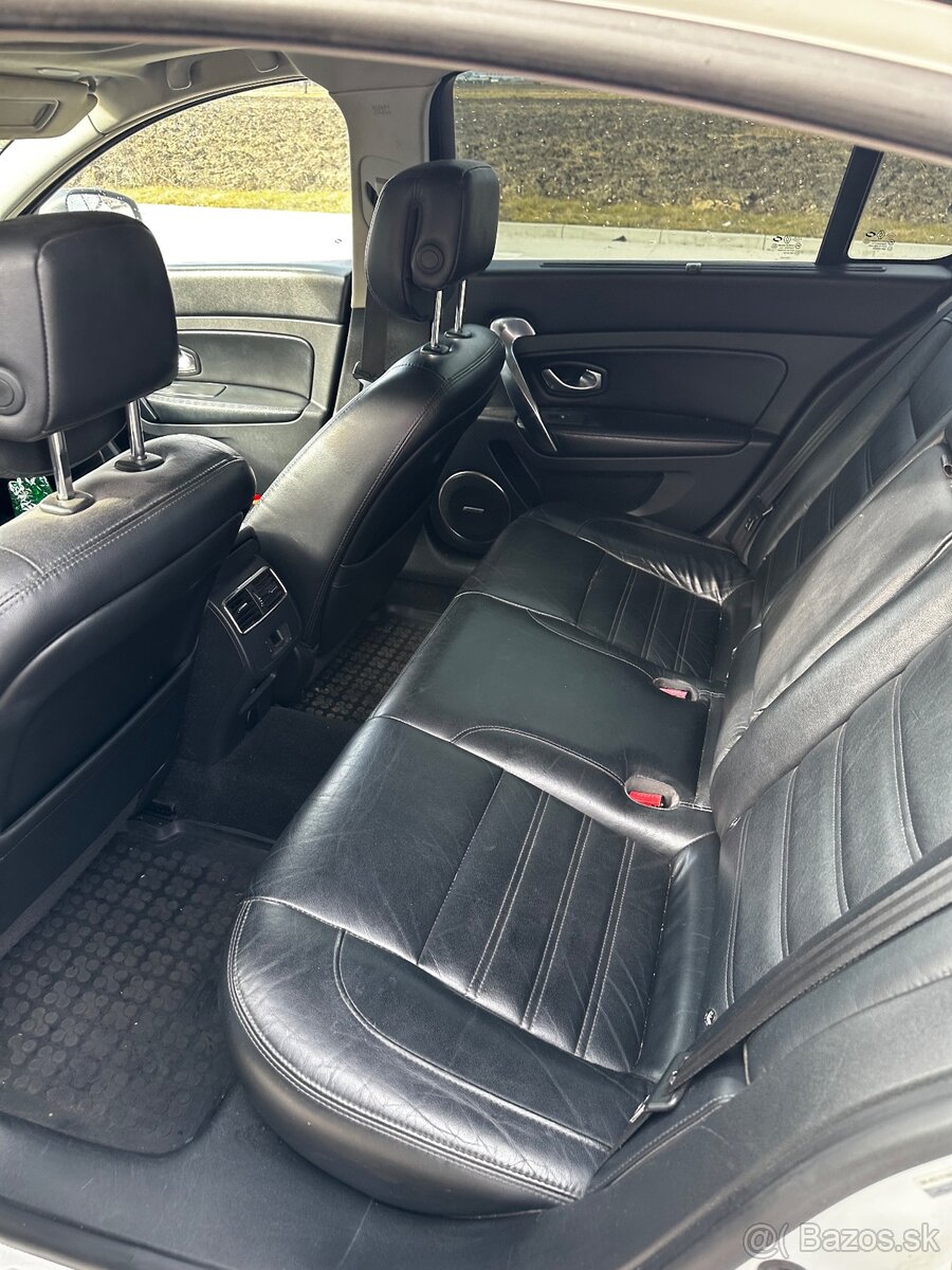 Renault Latitude - 8