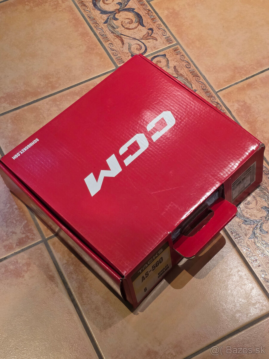 Predám korčule CCM Tacks AS-560, veľkosť 8 (43) - 8