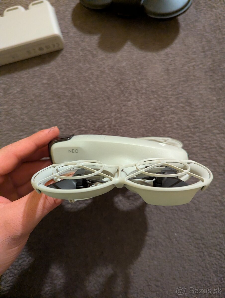 DJI Neo - 8