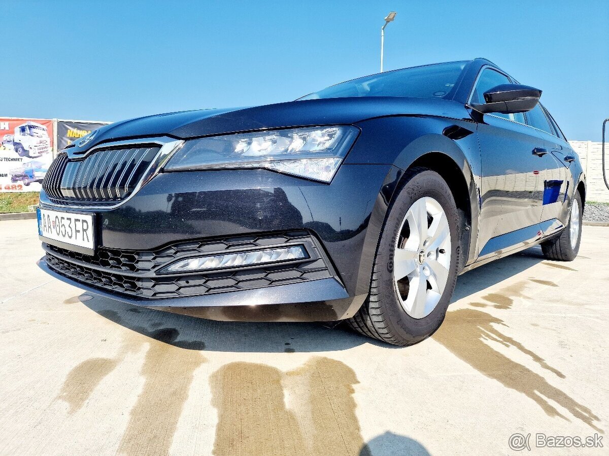 Škoda Superb Combi 2.0 TDI SCR Ambition DSG - 8