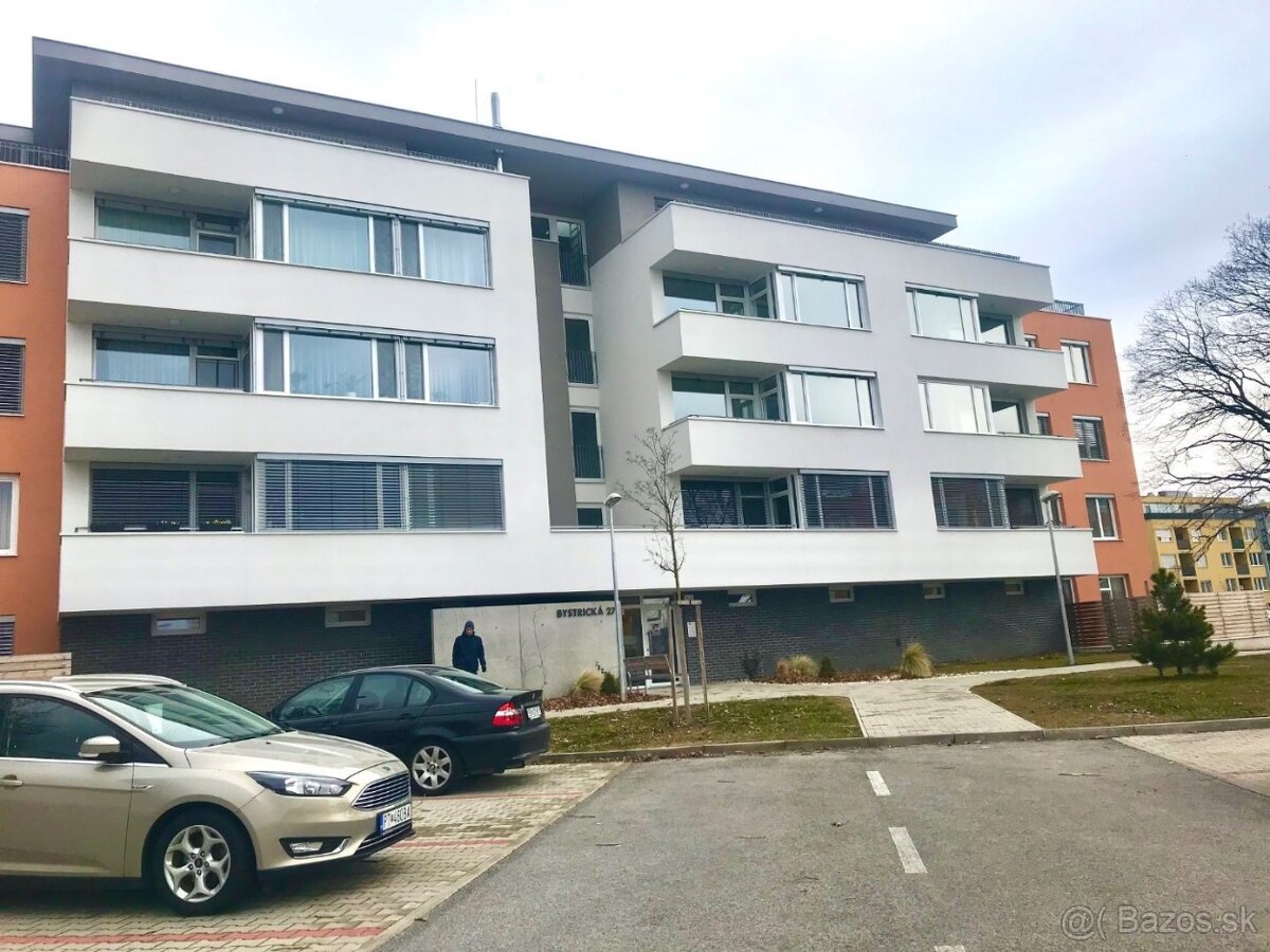2 izbový byt, ul. Bystrická - 8