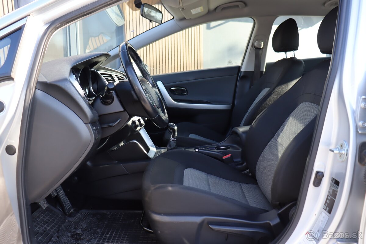 Kia Cee´d 1.4 CVVT Silver - 8