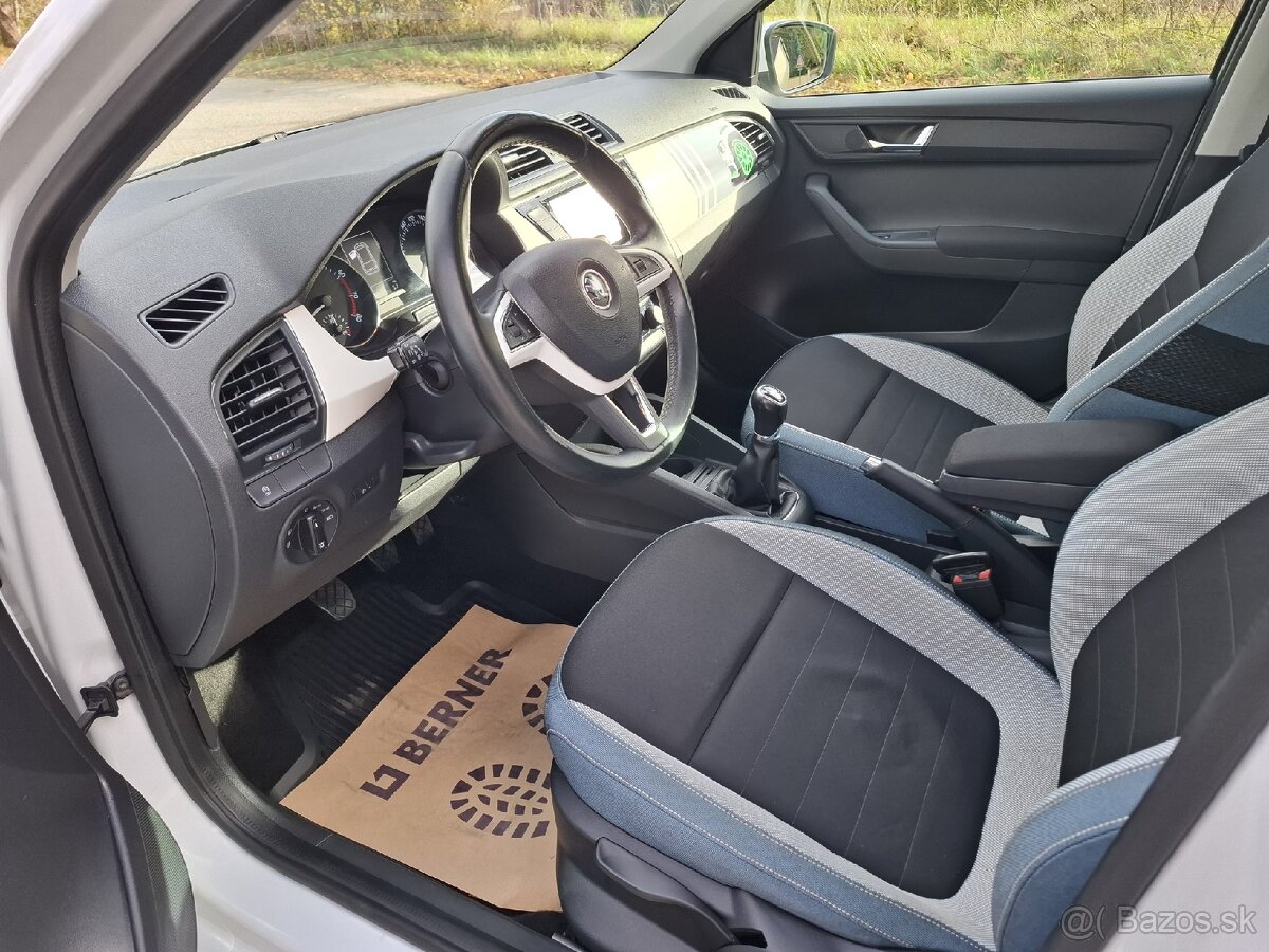 Škoda Fabia - 8