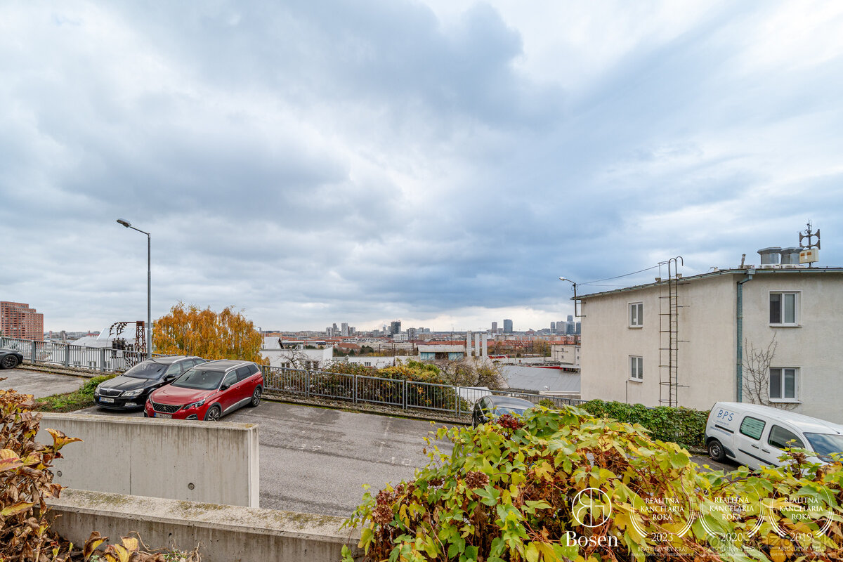 Bosen | Kancelárske priestory s dvoma parkovacími miestami, - 8