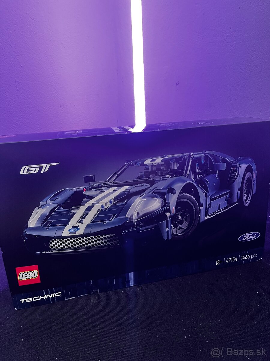 Lego Technic Ford GT 42154 - 8