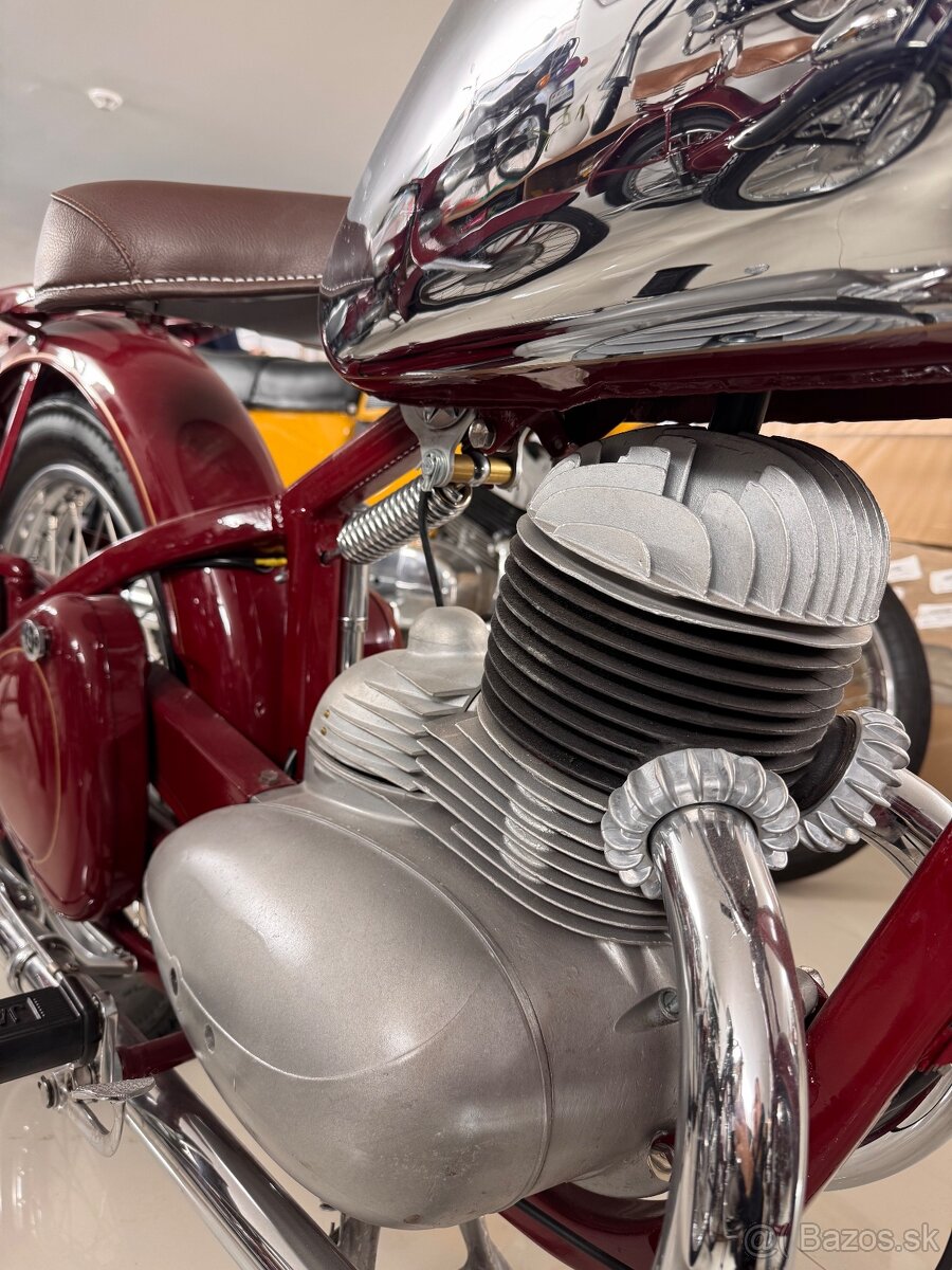 Jawa pérak 250, vape - 8