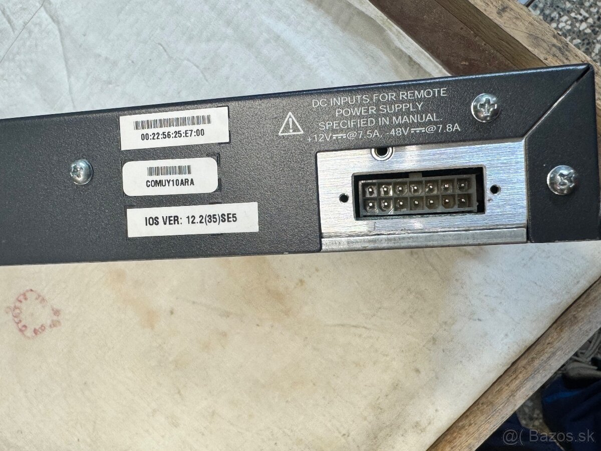 CISCO Catalyst 3560 series PoE-24 - 8