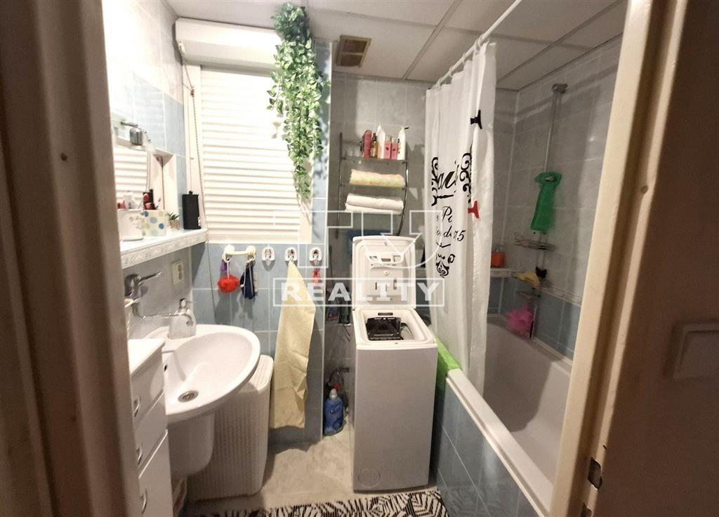 IBA U NÁS 3+1 IZBOVÝ BYT V CENTRE S GARÁŽOU, BÁNOVCE... - 8