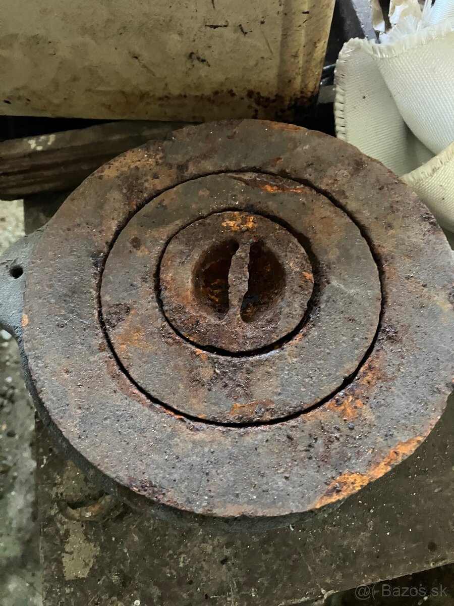 Liatinove platne, rošty,rámy na pec, kominová klapka - 8