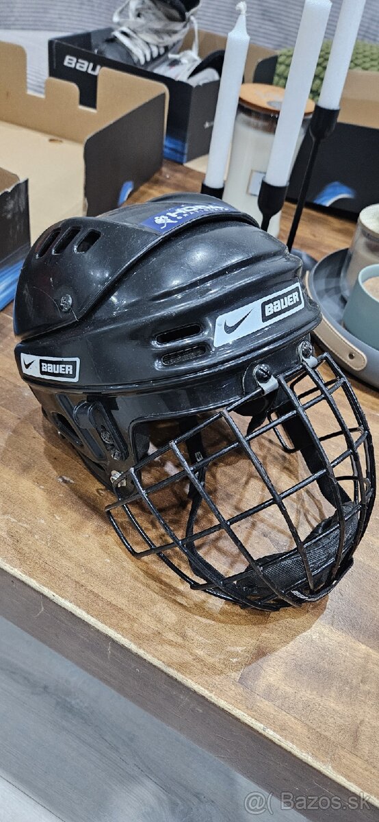 Hokejová výstroj - 8