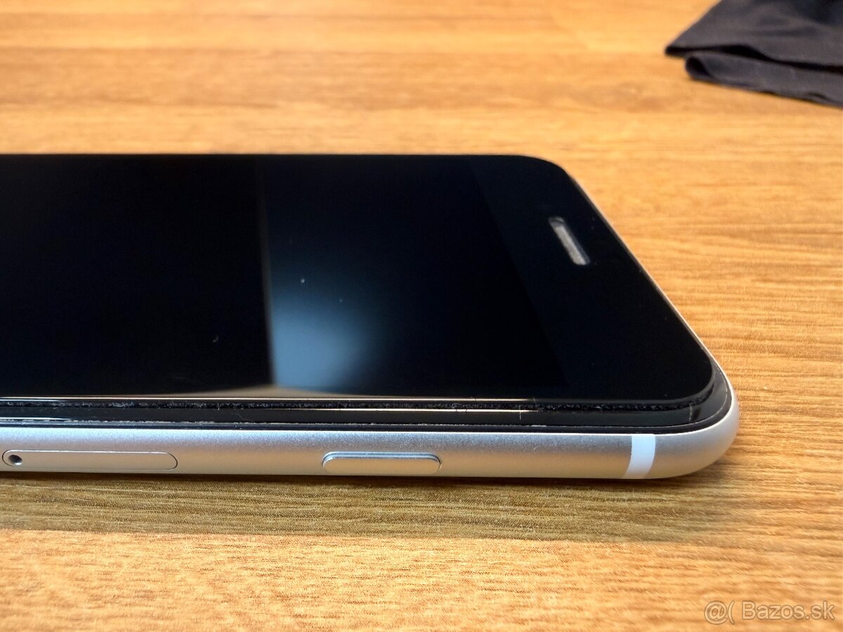 iPhone SE 2020 128GB - 8