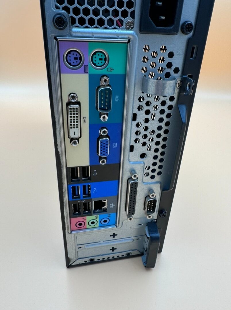 Počítač ACER SFF.Intel AMD A8 4x3,10GHz.8gb ram.120gb SSD. - 8